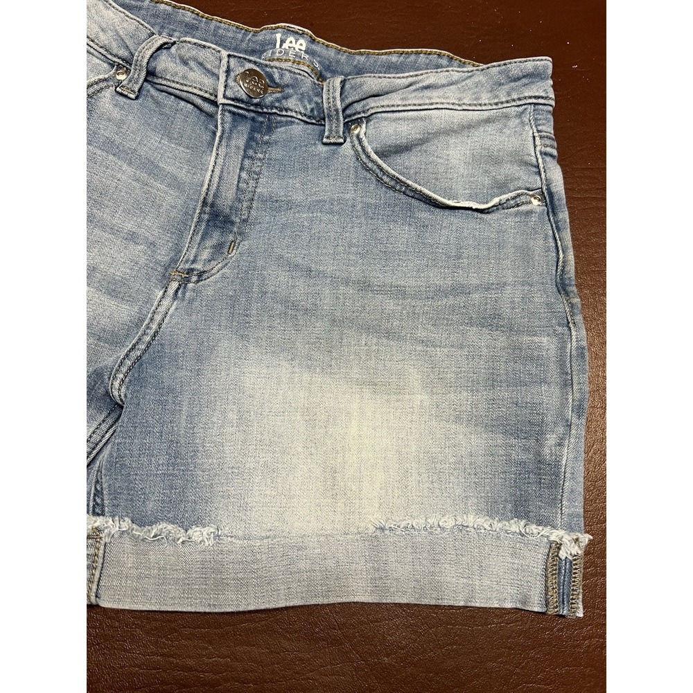 Lee Shorts Womens 12 Regular Fit Mid Rise Denim Stretch Blue 31" Waist - Picture 3 of 8
